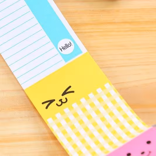 استیک نوت رولی دارای  4 طرح  برچسب رولی 