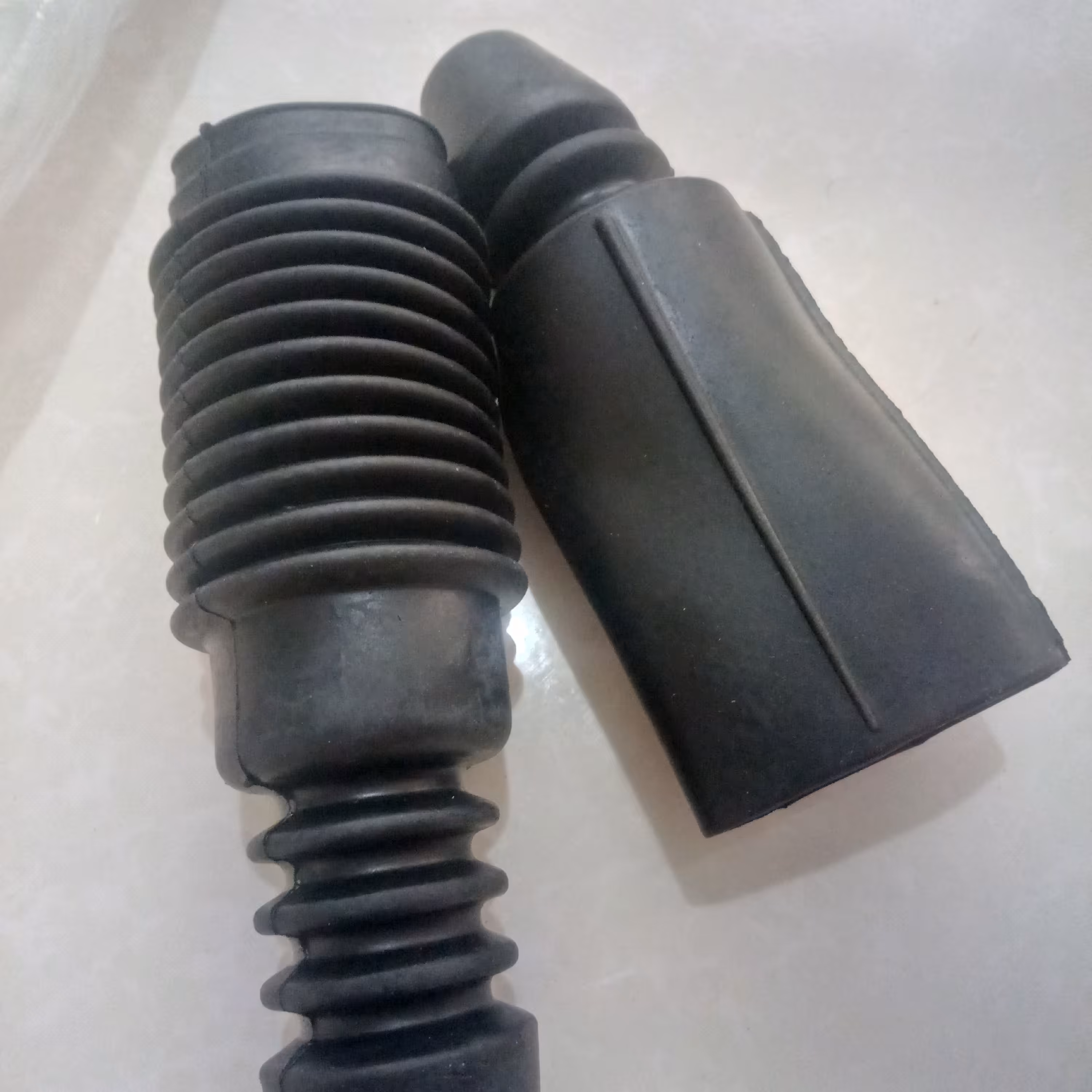 گردگیر کمک عقب پراید 