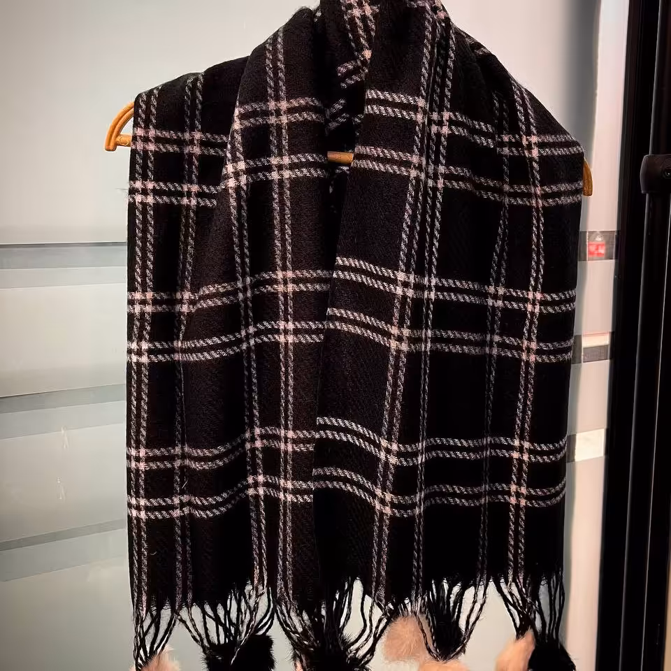 شال موهر پشمی وارداتی دورو پم پم تکرنگ عالی 