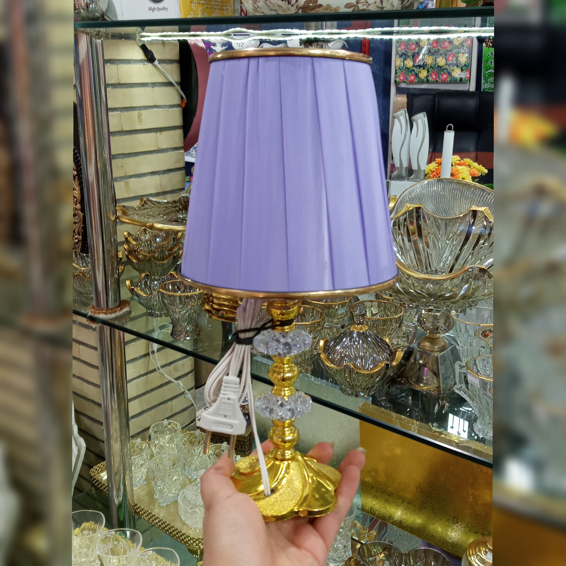 چراغ خواب ارتفاع تقریبی 30 سانت