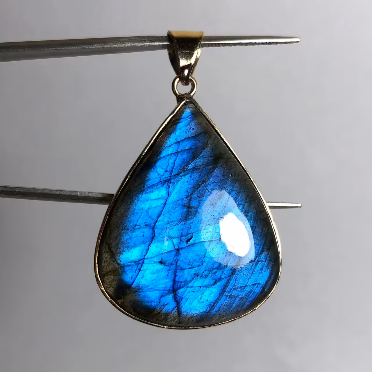 مدال طلاروسی لابرادوریت اشکی 240922