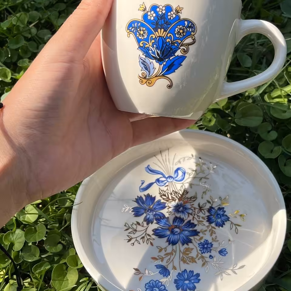 ست فنجون چایی خوری و سینی گل ابی