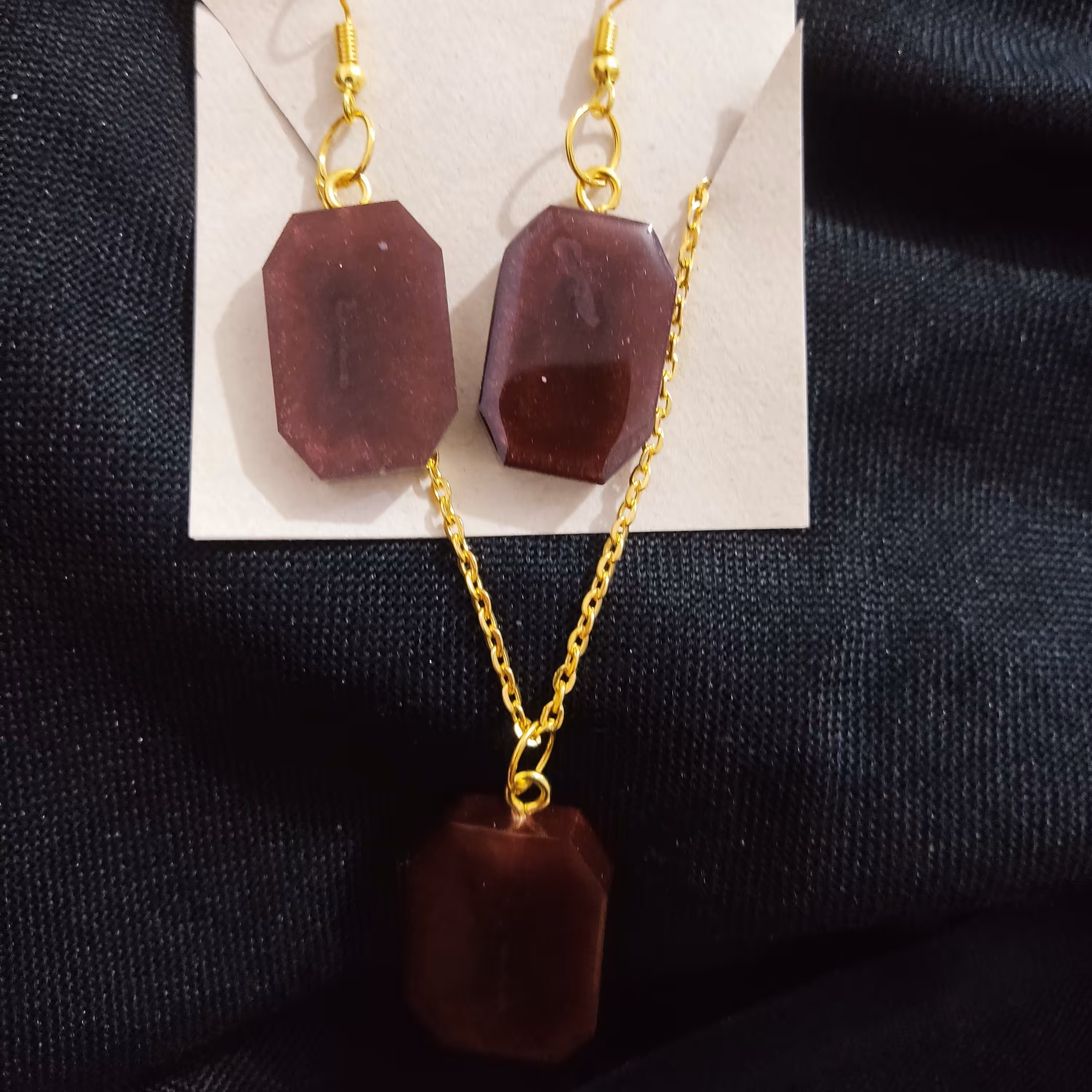 گوشواره گردنبند رزینی 