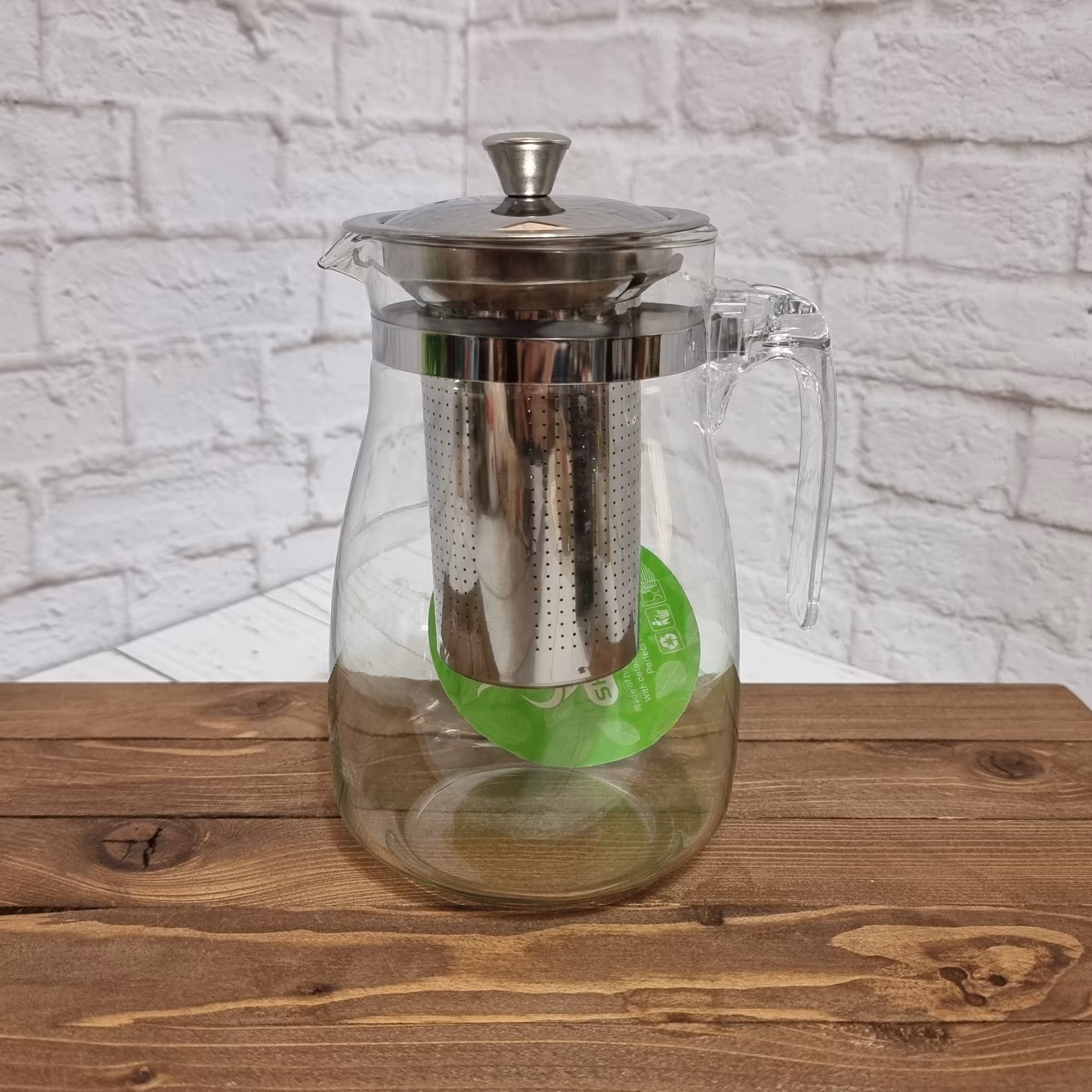 قوری دمنوش پیرکس دسته اکرولیک حجم 900 میلی لیتر