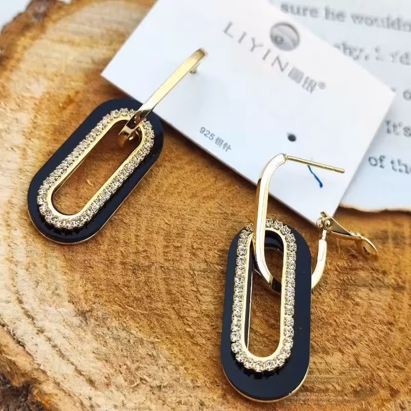 گوشواره جواهری درخشش بالا و کیفیت عالی