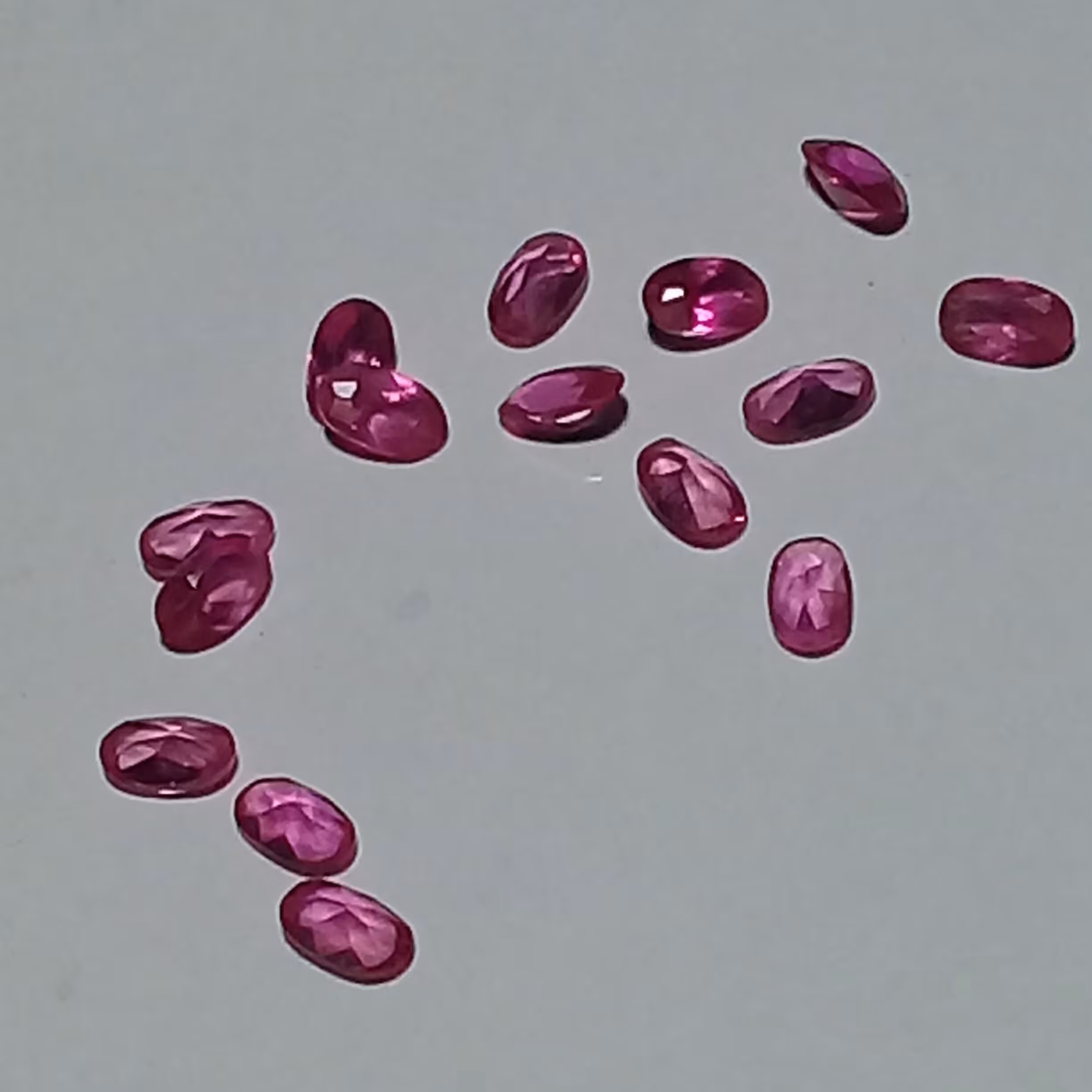 نگین جواهری یاقوت افریقایی معدنی 5 قیراط ضریب سختی 9