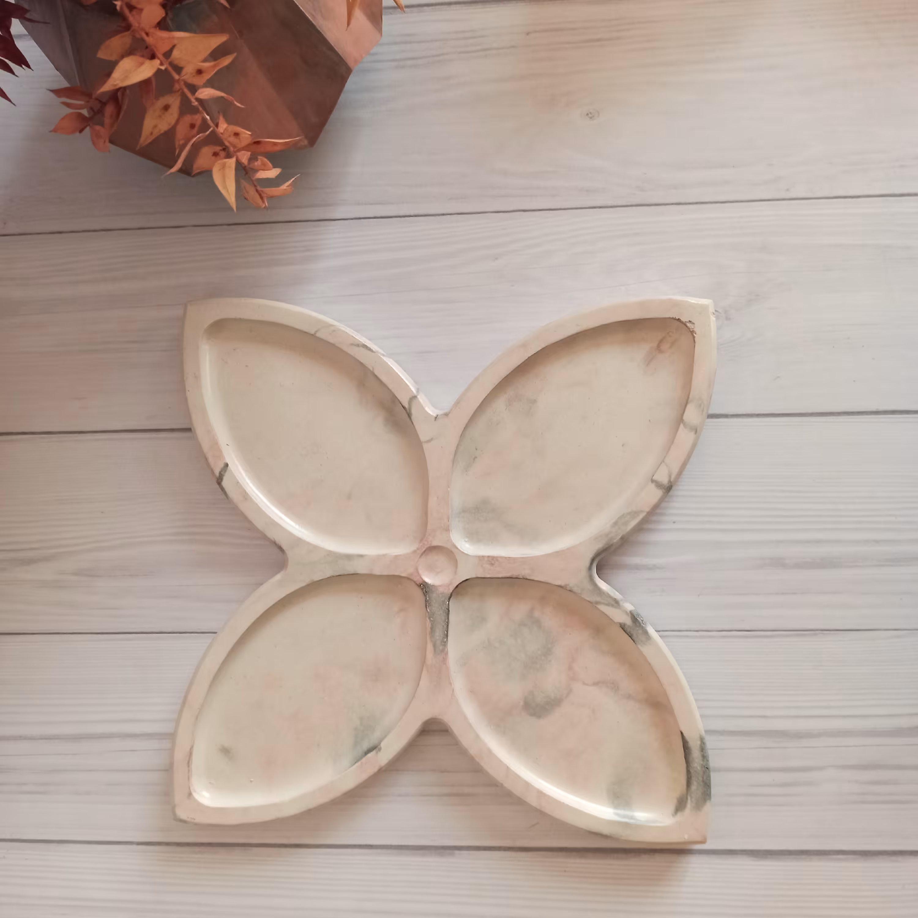 ظرف سرو پروانه ای، کد 1059