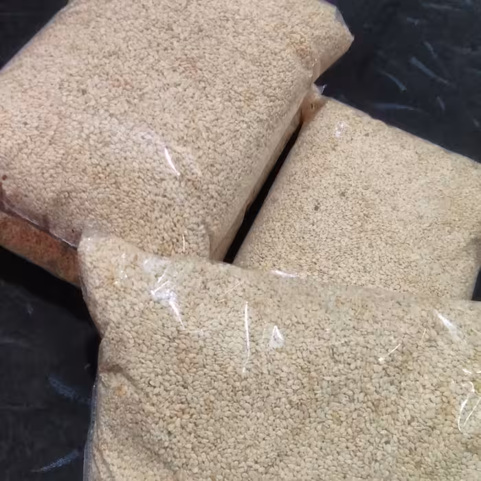 کنجد ایرانی(نیم کیلویی)