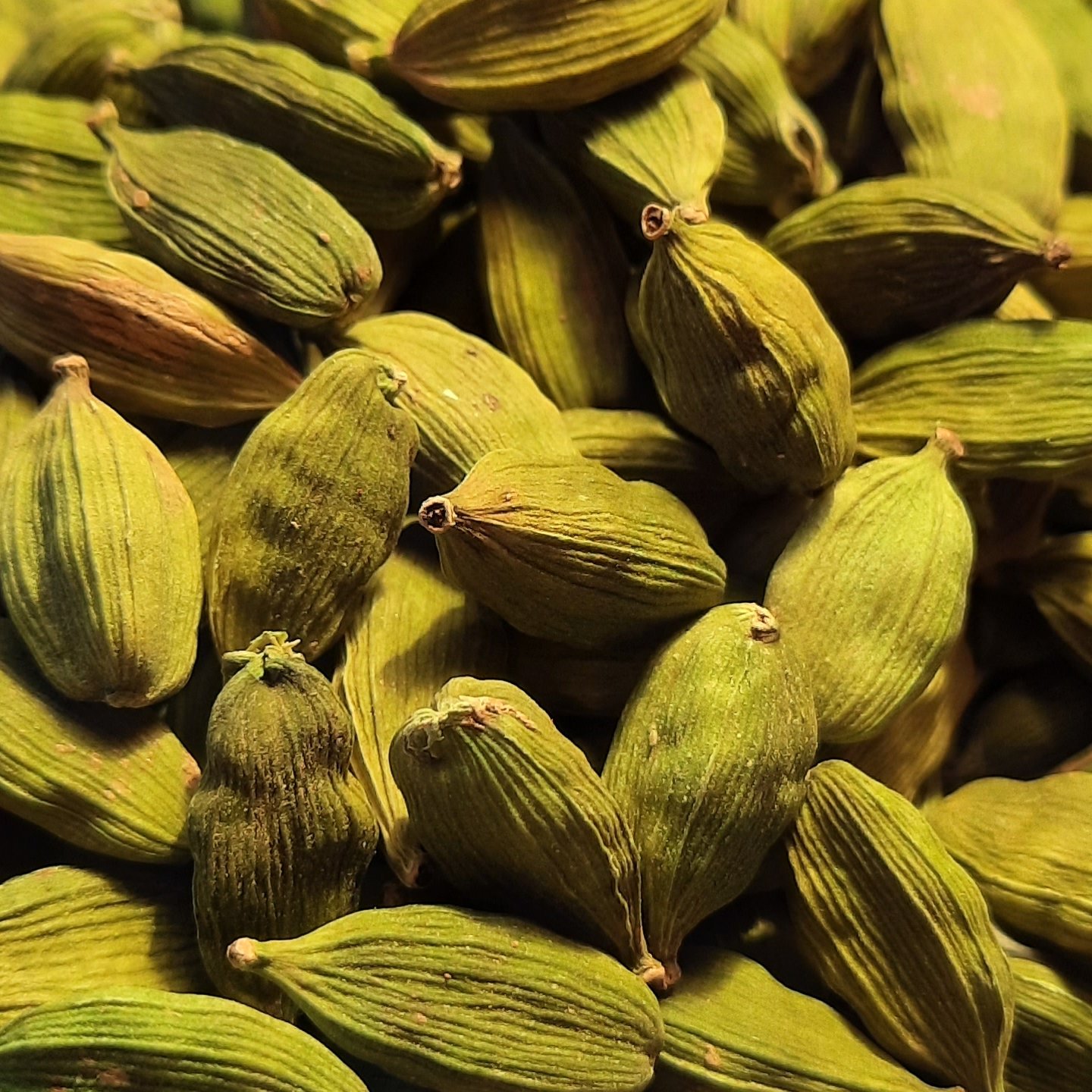 هل سبز 100گرمی درجه یک با عطر عالی