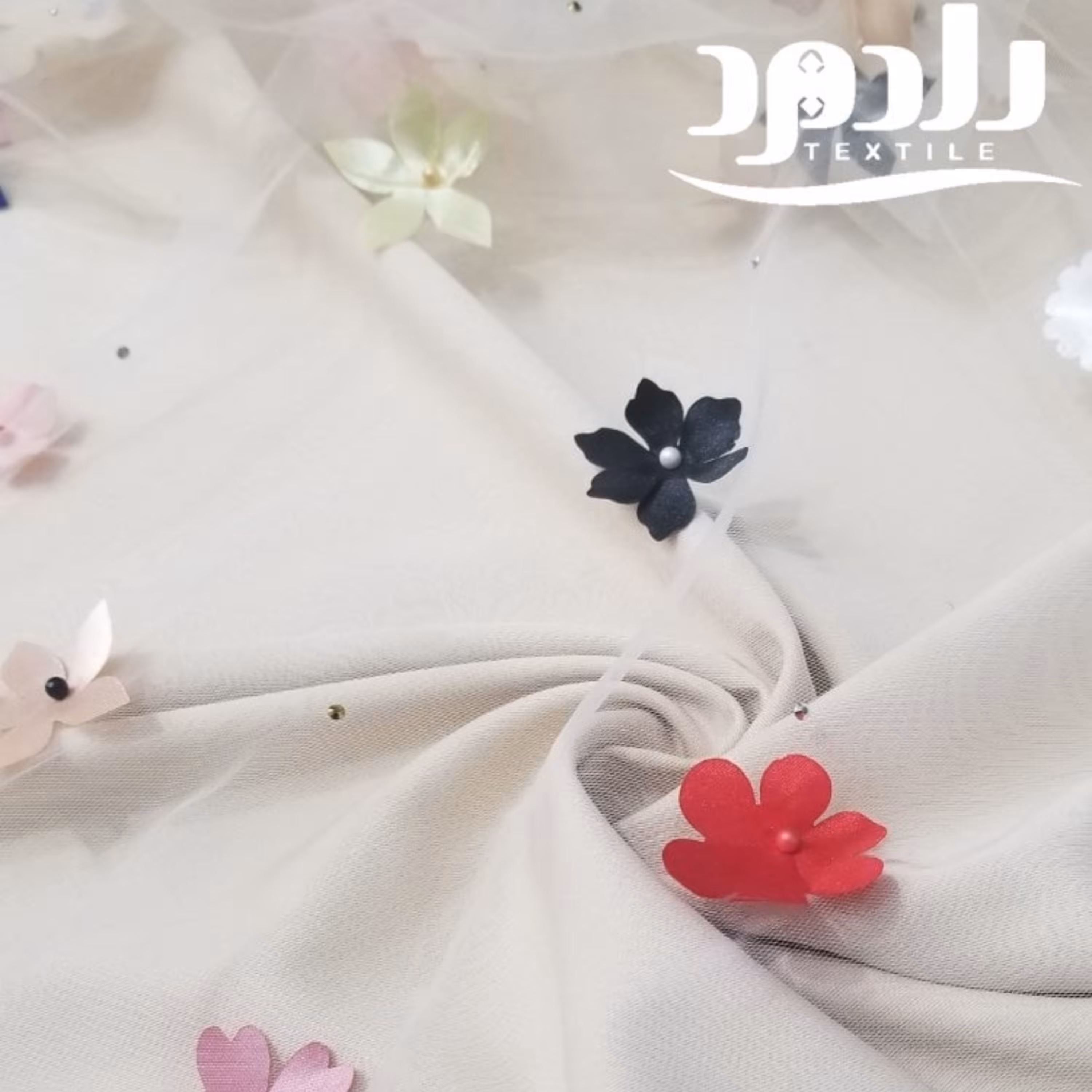 تور شکوفه و پروانه دوزی مولتی کالر زمینه کرمی کد 663414