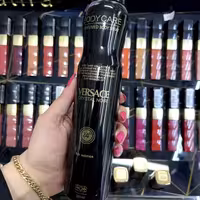 اسپری خوشبو کننده بدن زنانه بادی کر مدل VERSACE حجم 200 میلی لیتر  رایحه گرم و شیرین | amazonchi