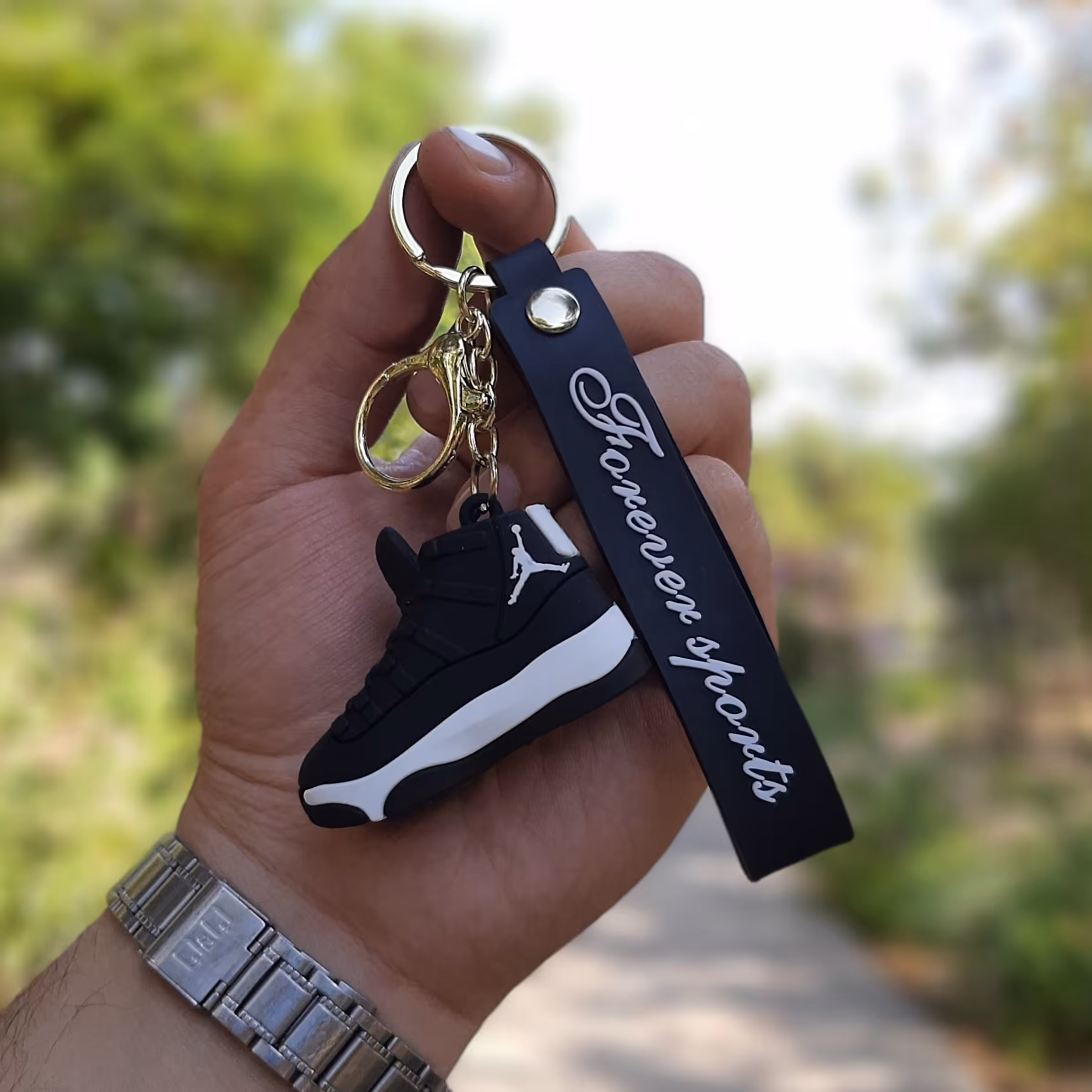 جاسوئیچی سیلیکونی اوجینال  کتونی جردن ساق دار - رنگ مشکی