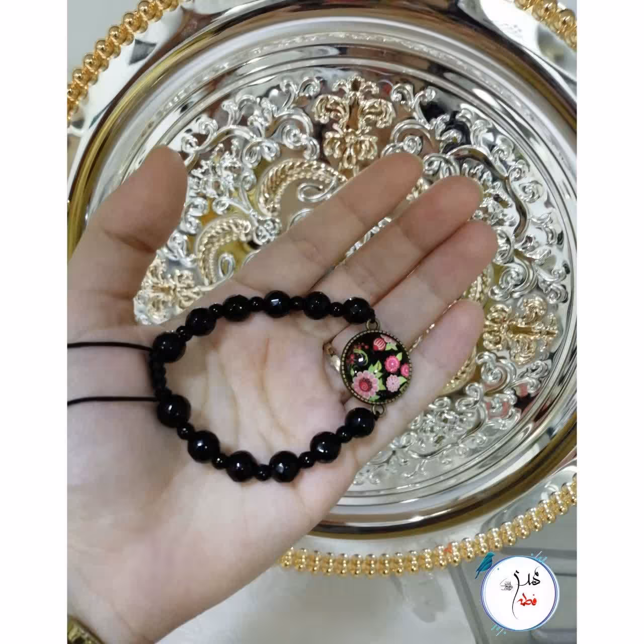 دستبند سنگ اصل اونیکس مشکی با پلاک رنگ ثابت