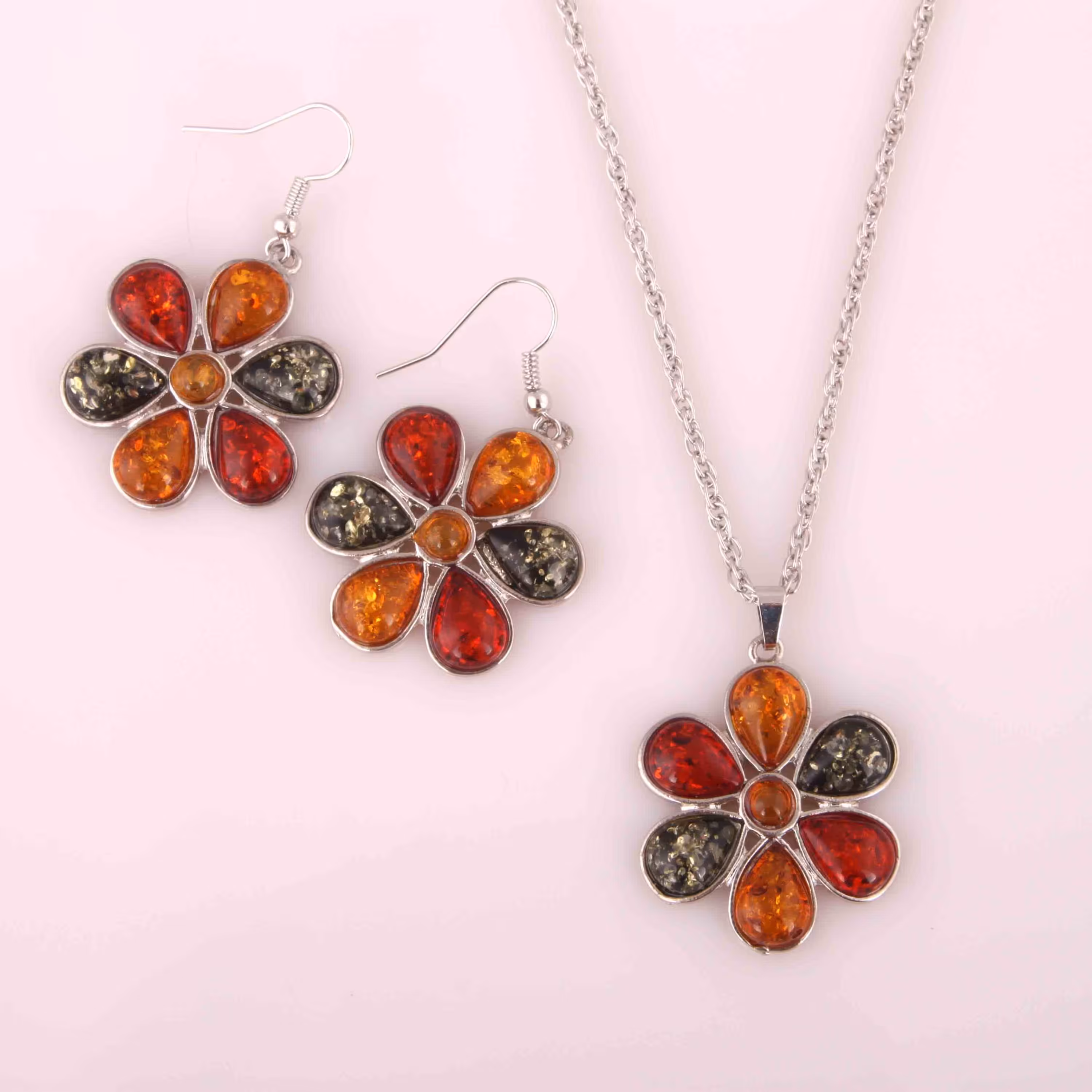 نیم ست گردنبند و گوشواره استیل طرح گل