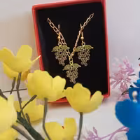 نیم ست طرح انگور (اکسسوری) تخفیف ویژه به مناسب شب یلدا