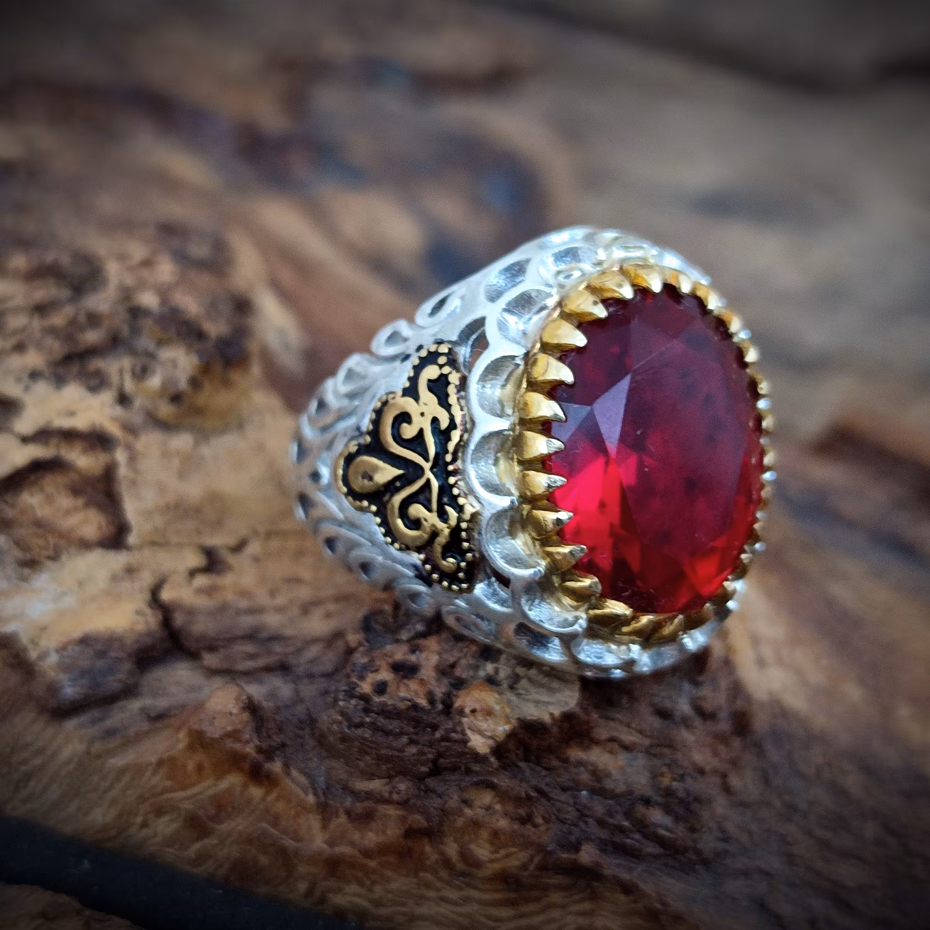 انگشتر نقره مردانه با نگین یاقوت سرخ