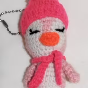 جاکلیدی و آویز کیف بافتنی طرح پنگوین