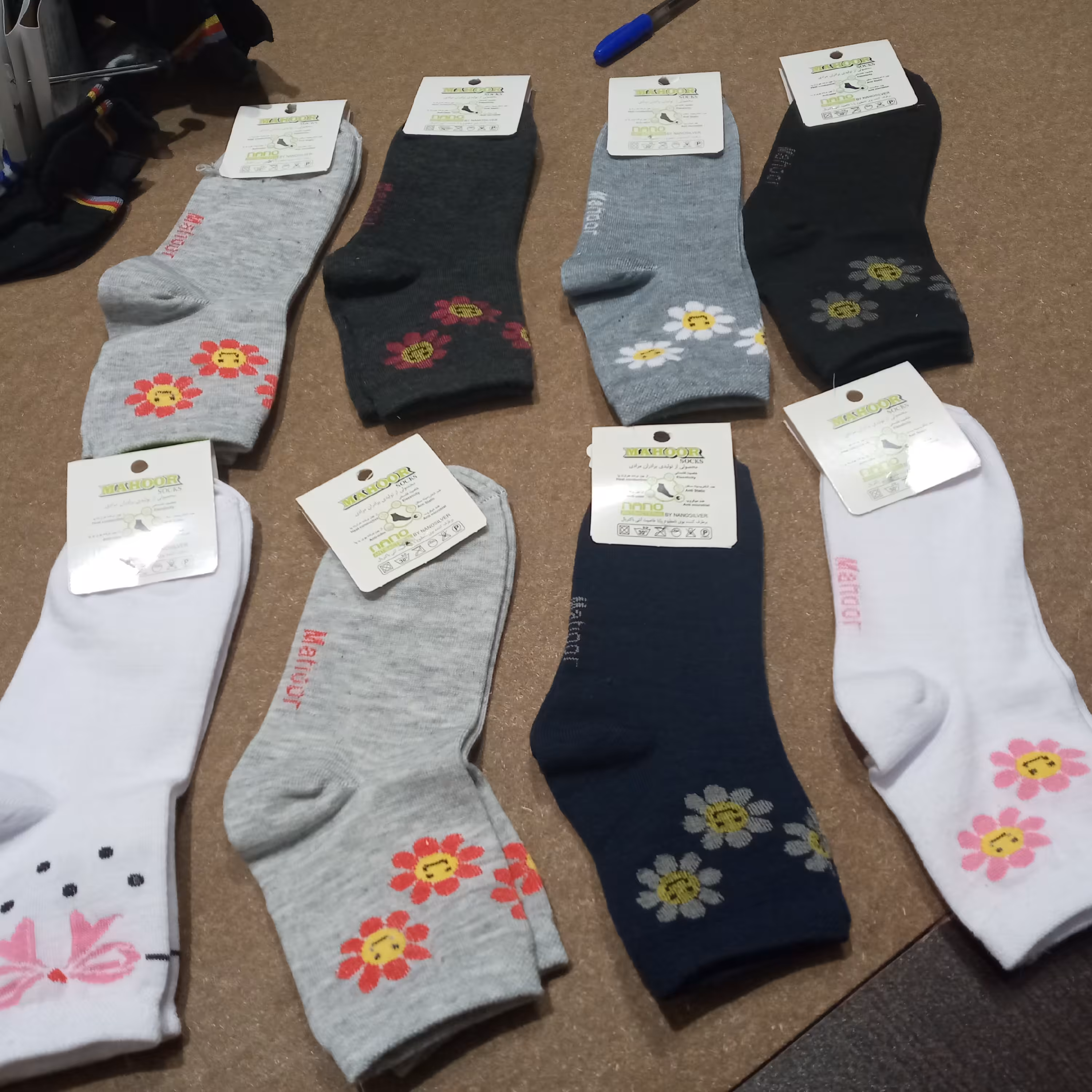 جوراب ساق دار گلدار