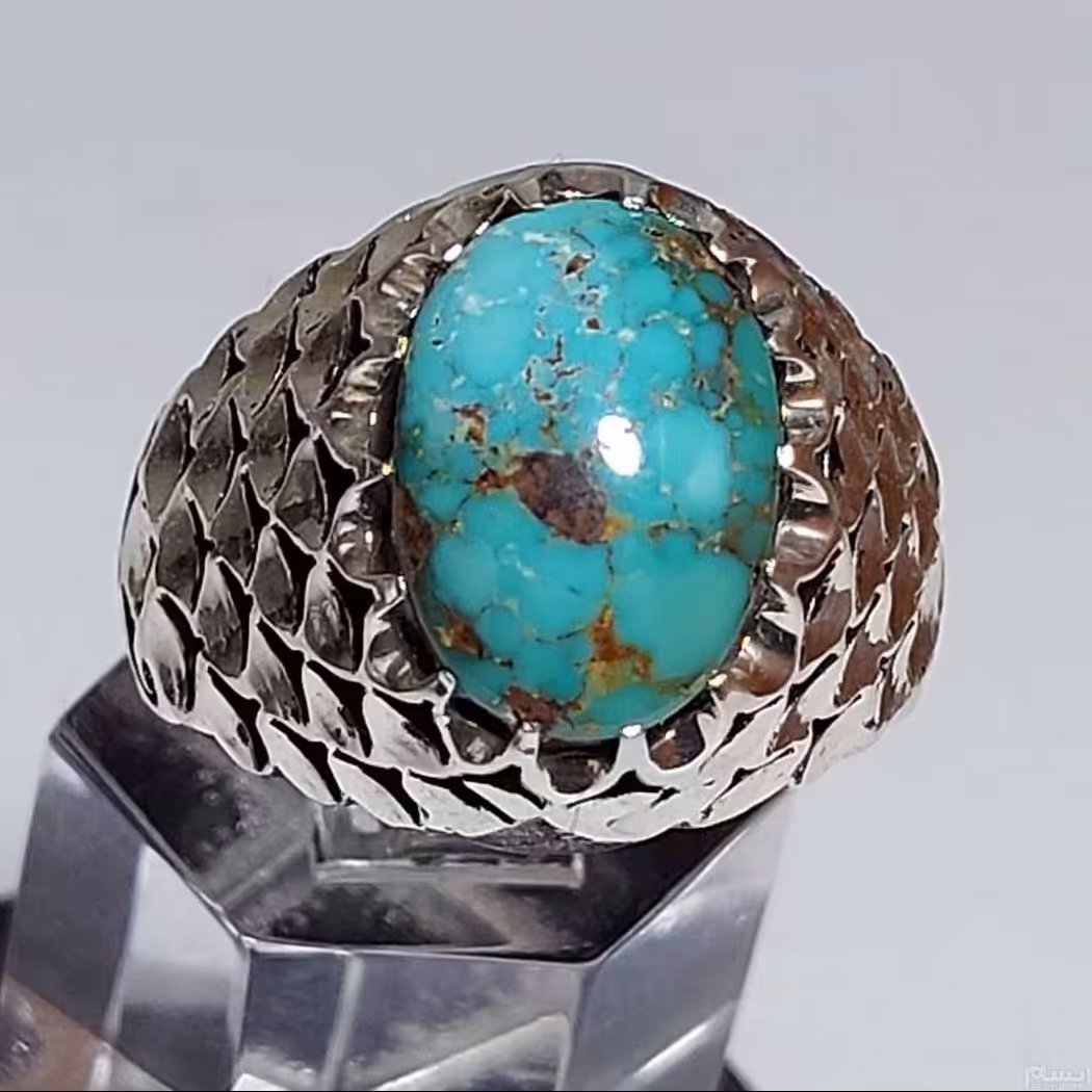 انگشتر فاخر فیروزه ای ناب نیشابوری اصل معدنی رکاب دستساز پولکی شبکه ای دقیق