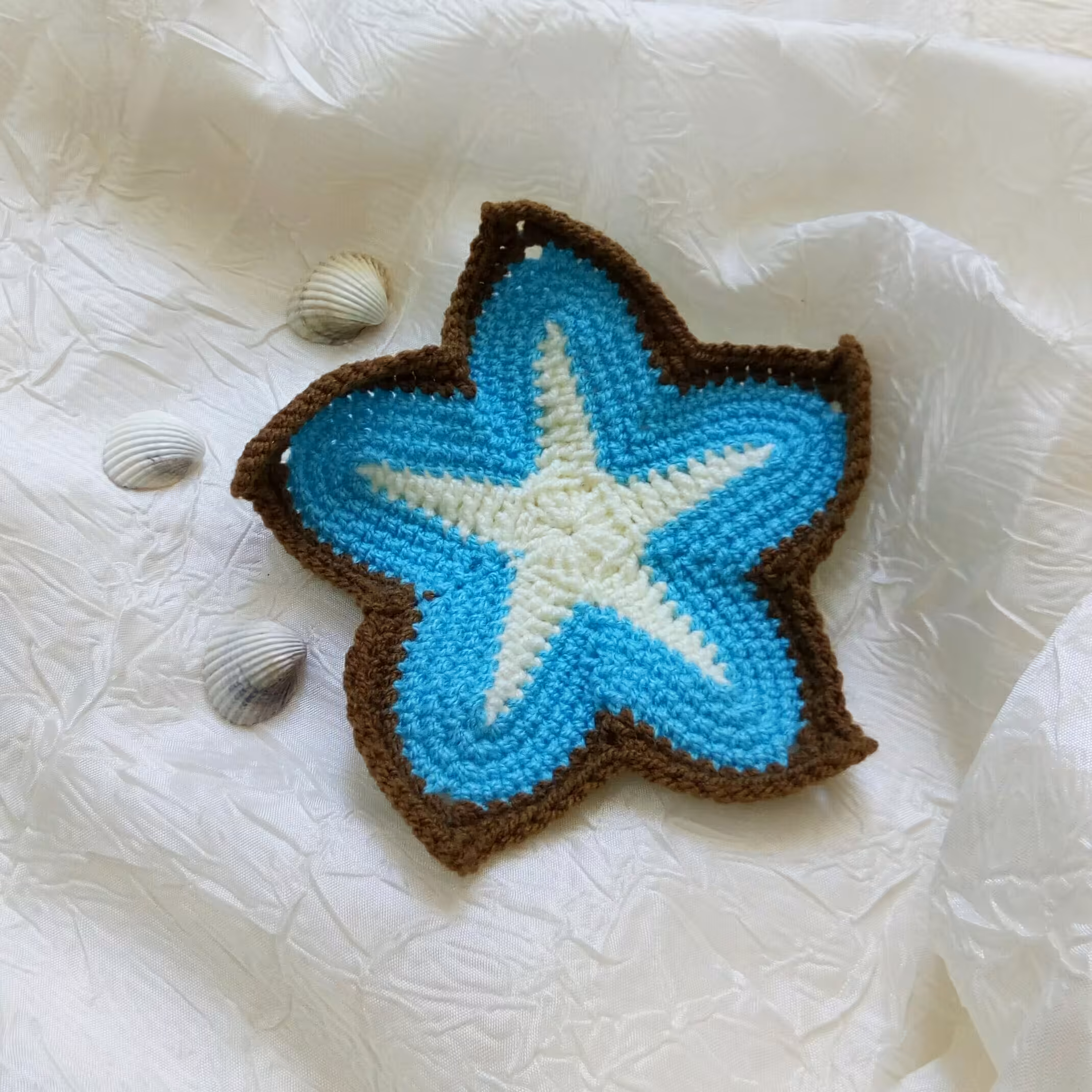 زیرلیوانی ستاره دریایی تک قلاب بافی