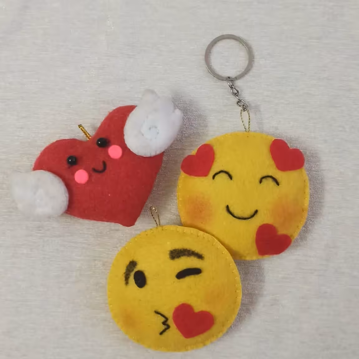  جاکلیدی نمدی مدل ایموجی 10 گرم