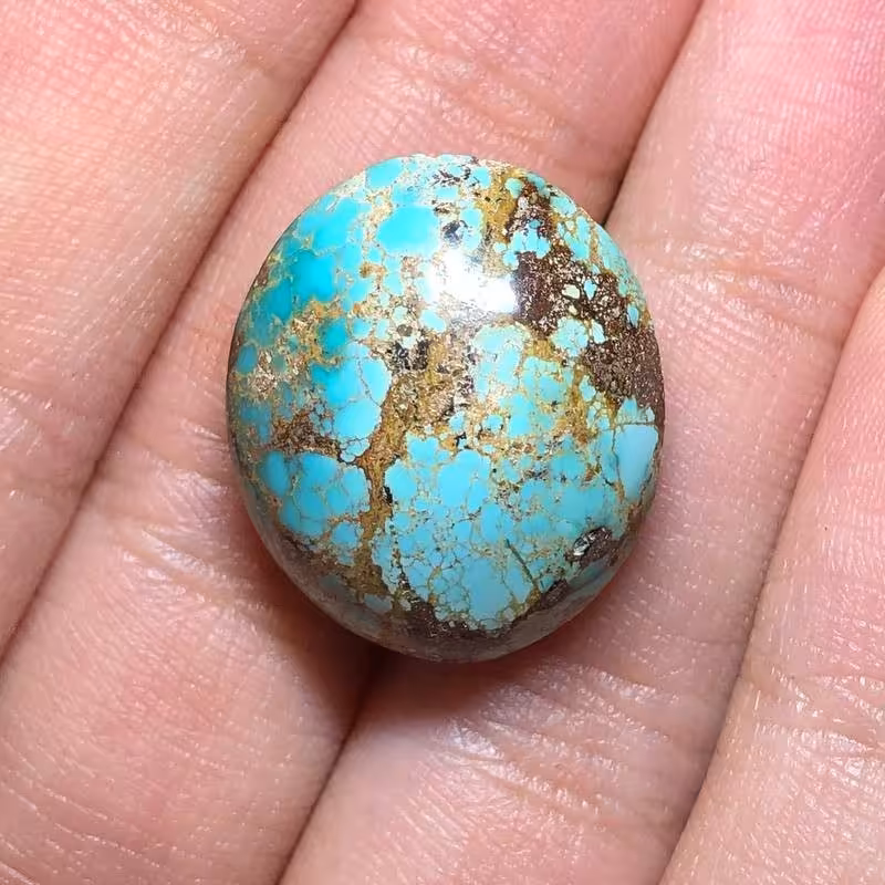 نگین فیروزه نیشابوری فاخر و زیبا کاملا طبیعی با طرح و شکلی زیبا و خاص کد 228