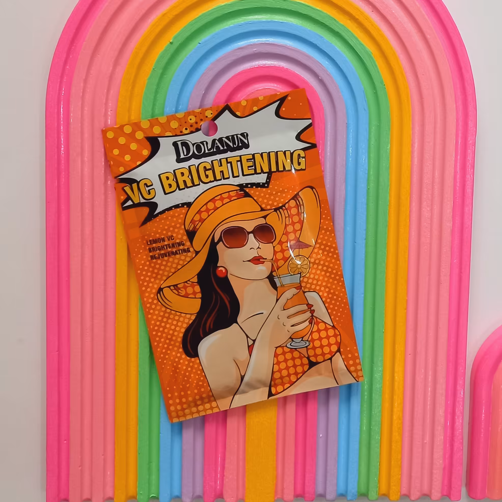 ماسک ورقه ای ضدلک ویتامین سی طرح دختر نارنجی