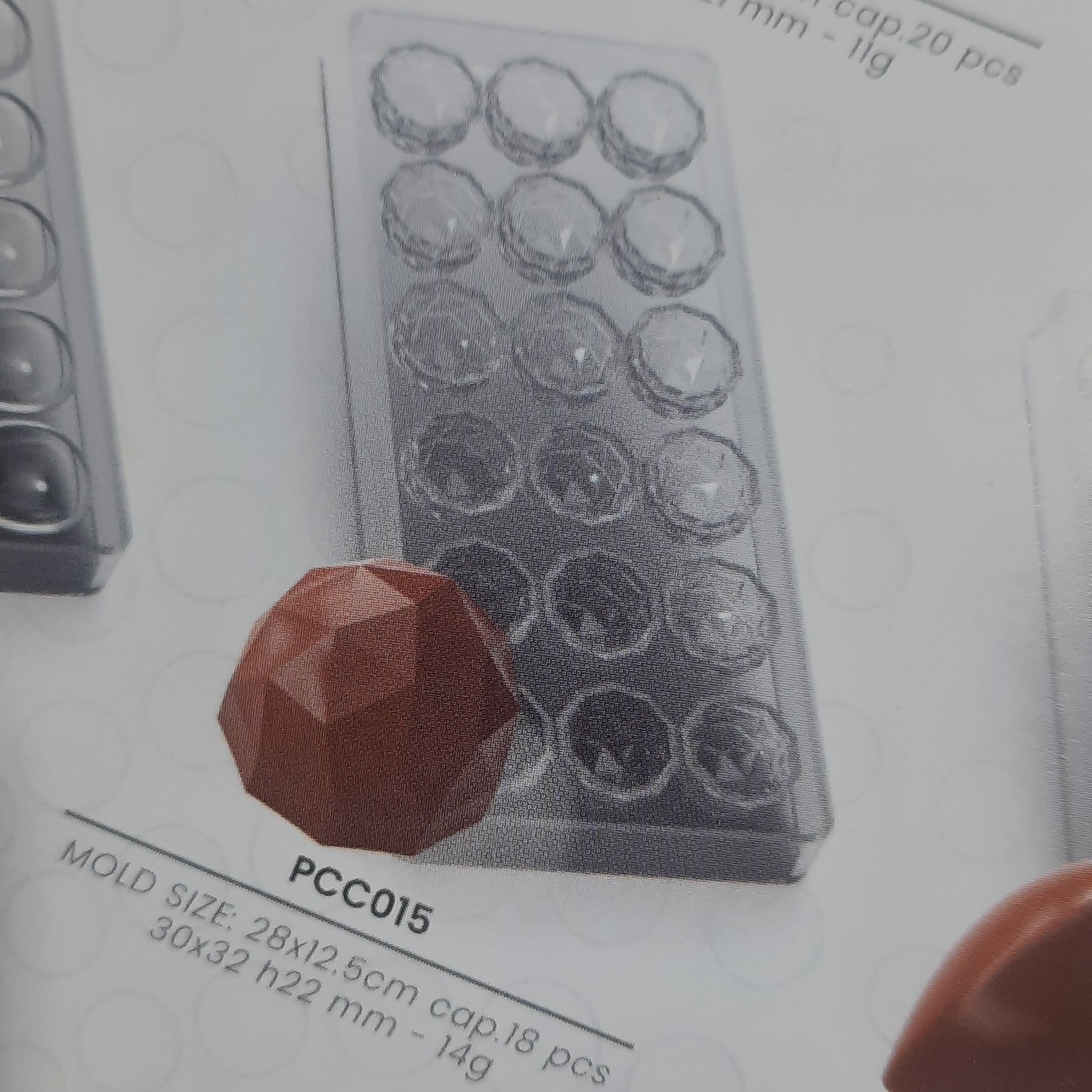 قالب پلی کربنات الماسی