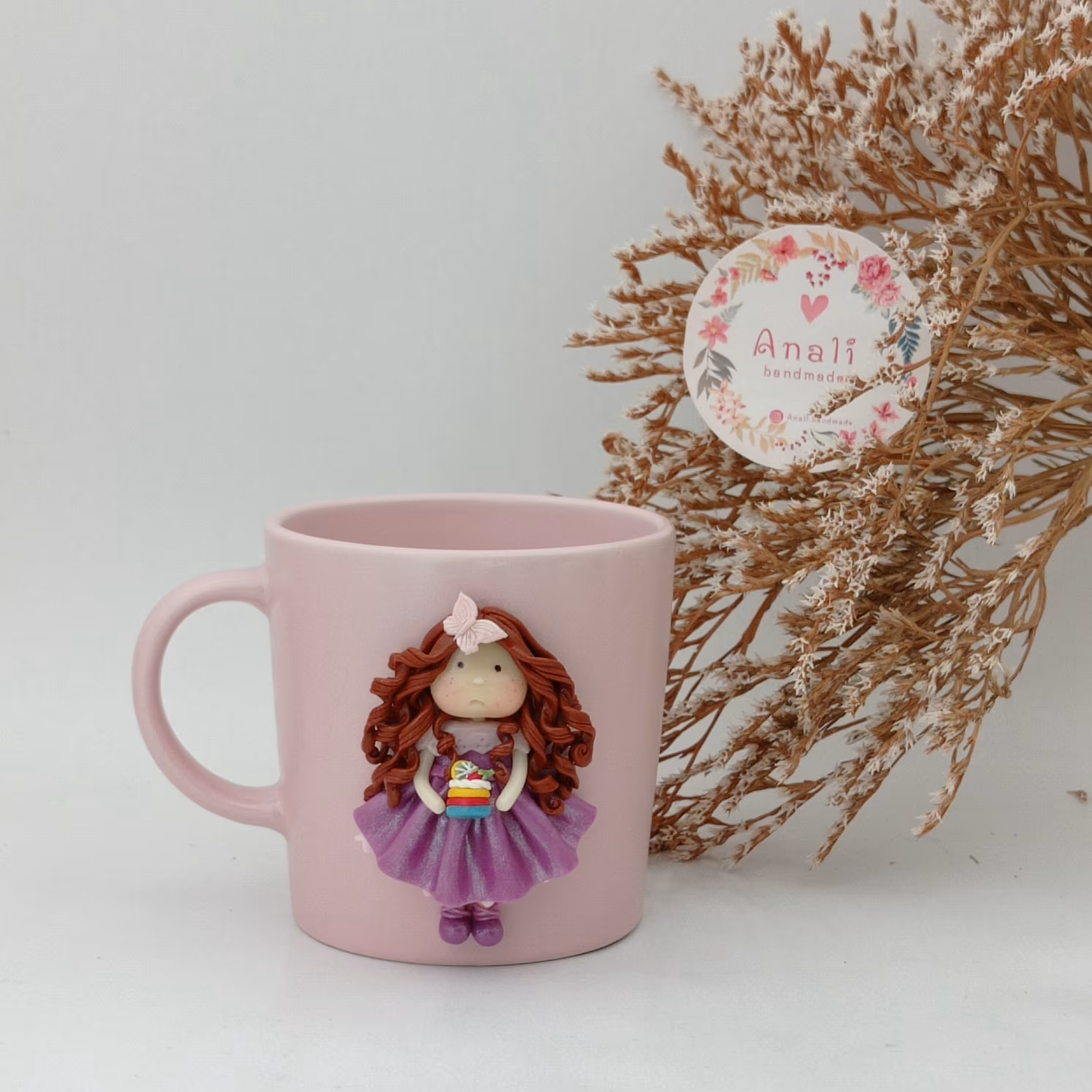 ماگ عروسکی ،سرامیکی ،عروسک برجسته