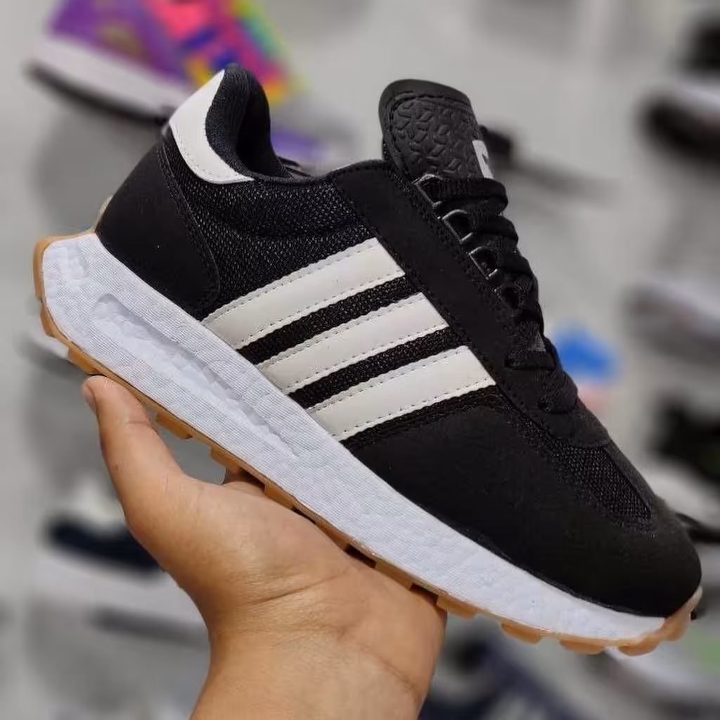 کفش مردانه مدل سه خط