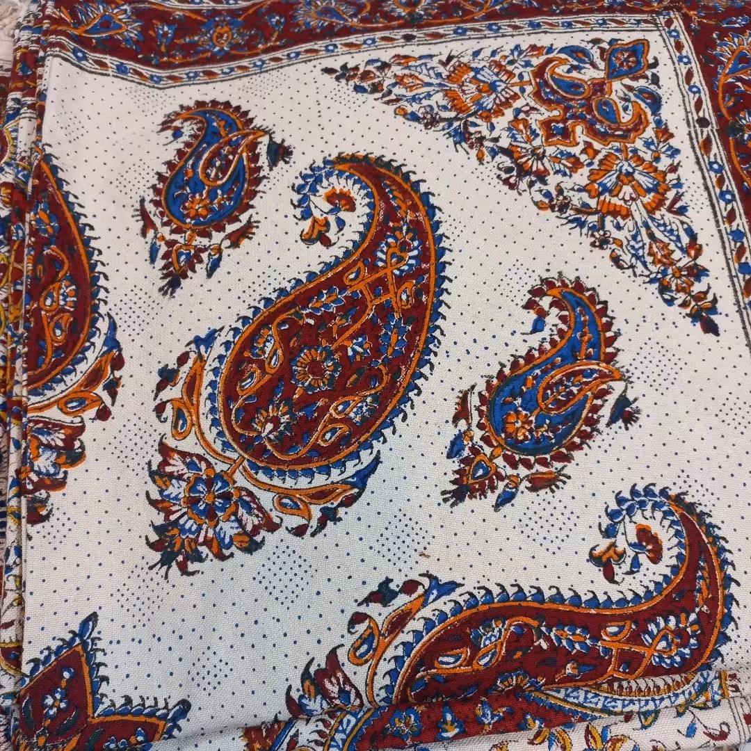 سفره و رومیزی سنتی قلمکار اصفهان