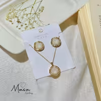 نیمست استیل طلایی نگیندار