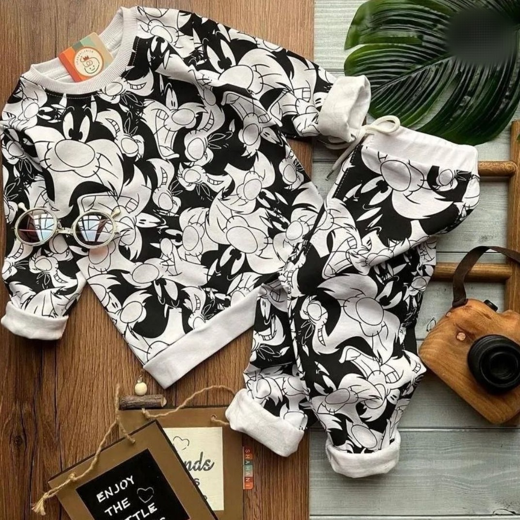 بلوز شلوار اسپرت پسرانه دخترانه جنس مخمل درجه یک بسیار لطیف سایز 40 و 45 و 50 و 55 و 60 ارسال رایگان