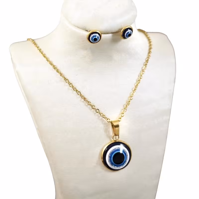 نیم ست چشم نظر  ضد حساسیت و رنگ ثابت همراه با زنجیر دیپلمات طلایی