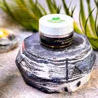 کرم پرکننده صورت اگوستا