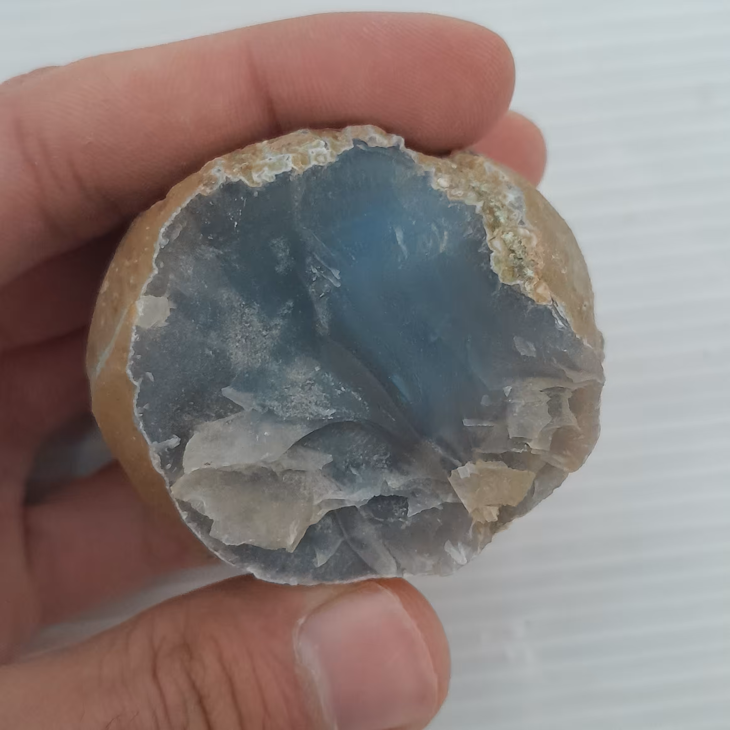 سنگ راف عقیق توپی کبود 190 گرم کد 103