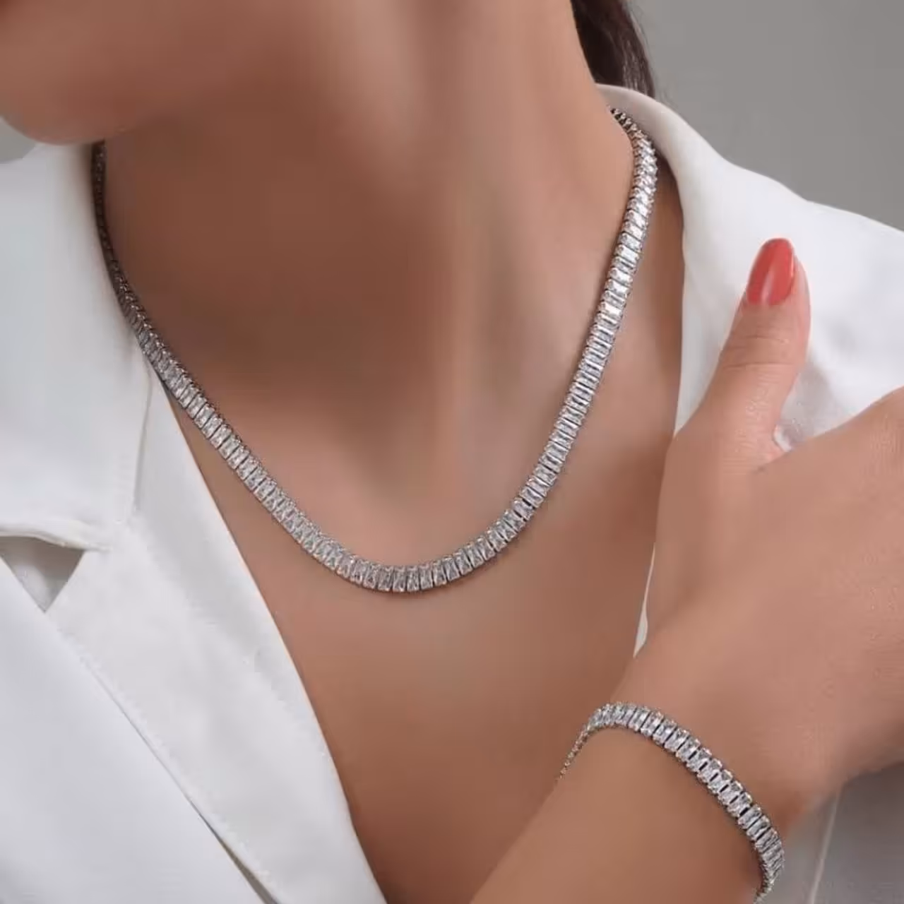 گردنبند تنیسی (جواهری) مخراج کاری شده 