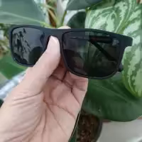 عینک آفتابی مردانه اوگا مورل OGA مدل 7906                 دارای خاصیت پلاریزه و آنتی رفلکس با استاندارد UV400