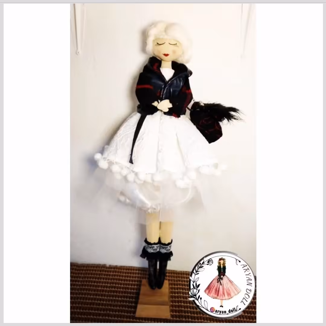 عروسک گردآفرید(دختر جنگاور ایرانی)