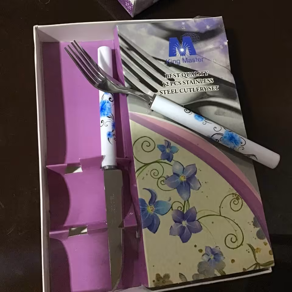 سری کارد و چنگال 