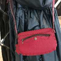 کیف دوشی ودستی زنانه چرم طبیعی گاوی در رنگهای مختلف(هروچرم)