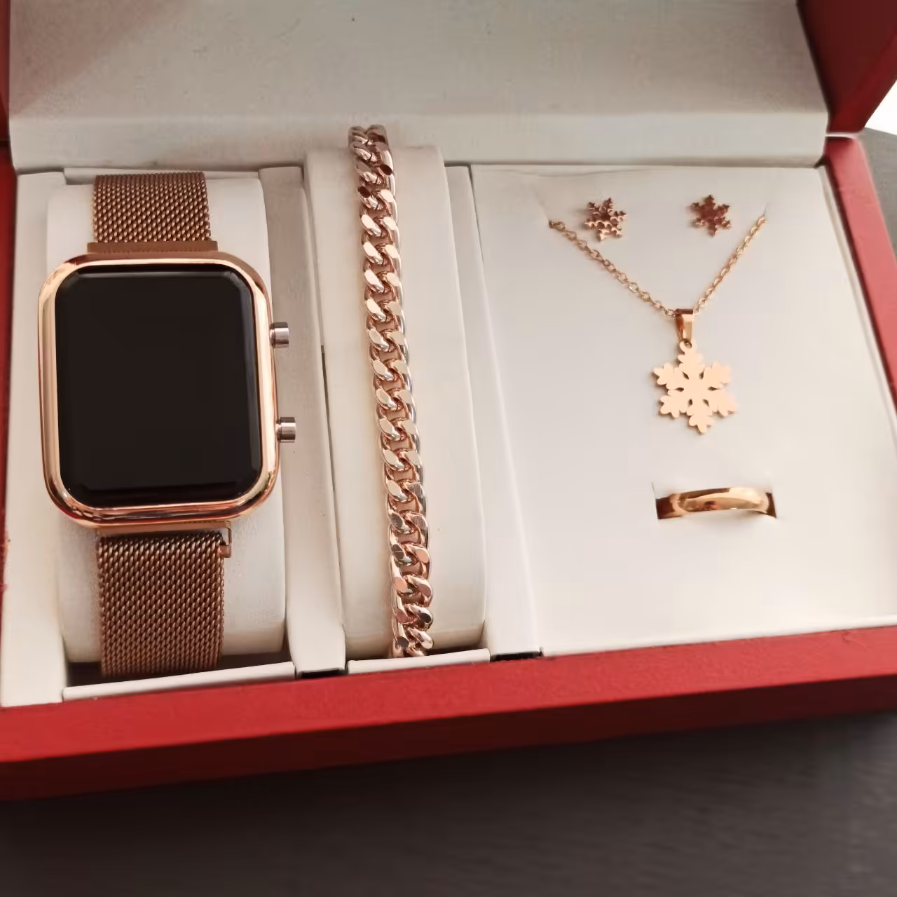 ست کامل ساعت و نیم ست و دستبند و انگشتر دخترانه زنانه  زیبا 