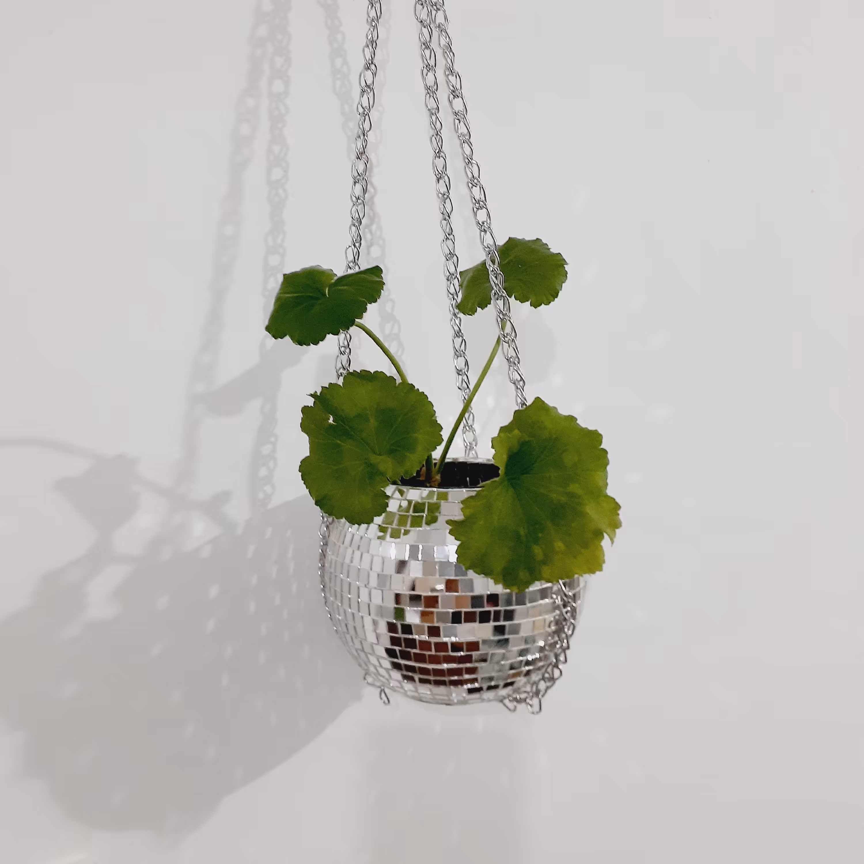 گلدان آینه کاری توپی آویزی 