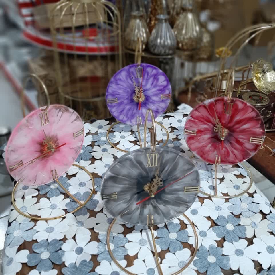 ساعت فانتزی گلاس رومیزی