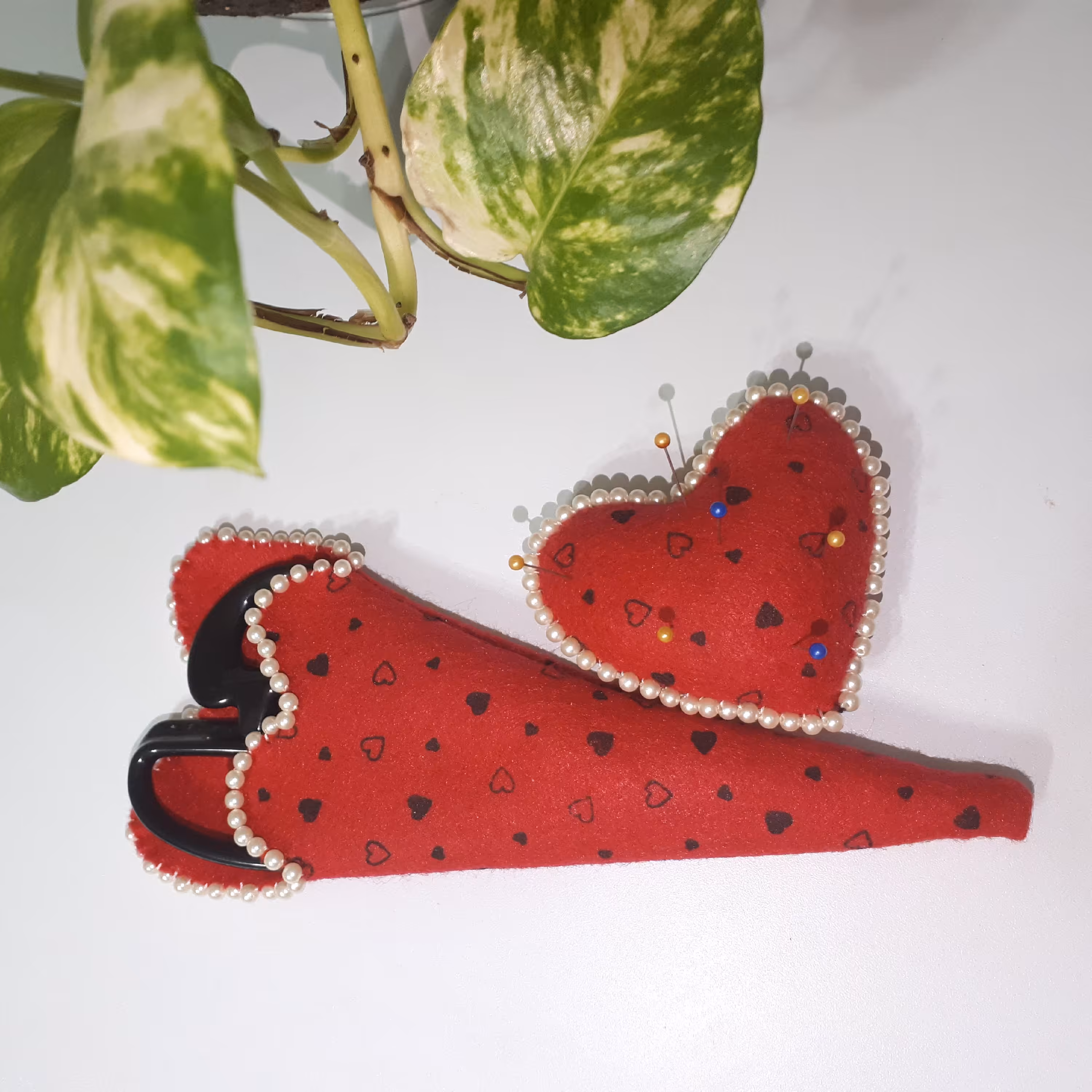 ست جاسوزنی و کاورقیچی طرح قلب