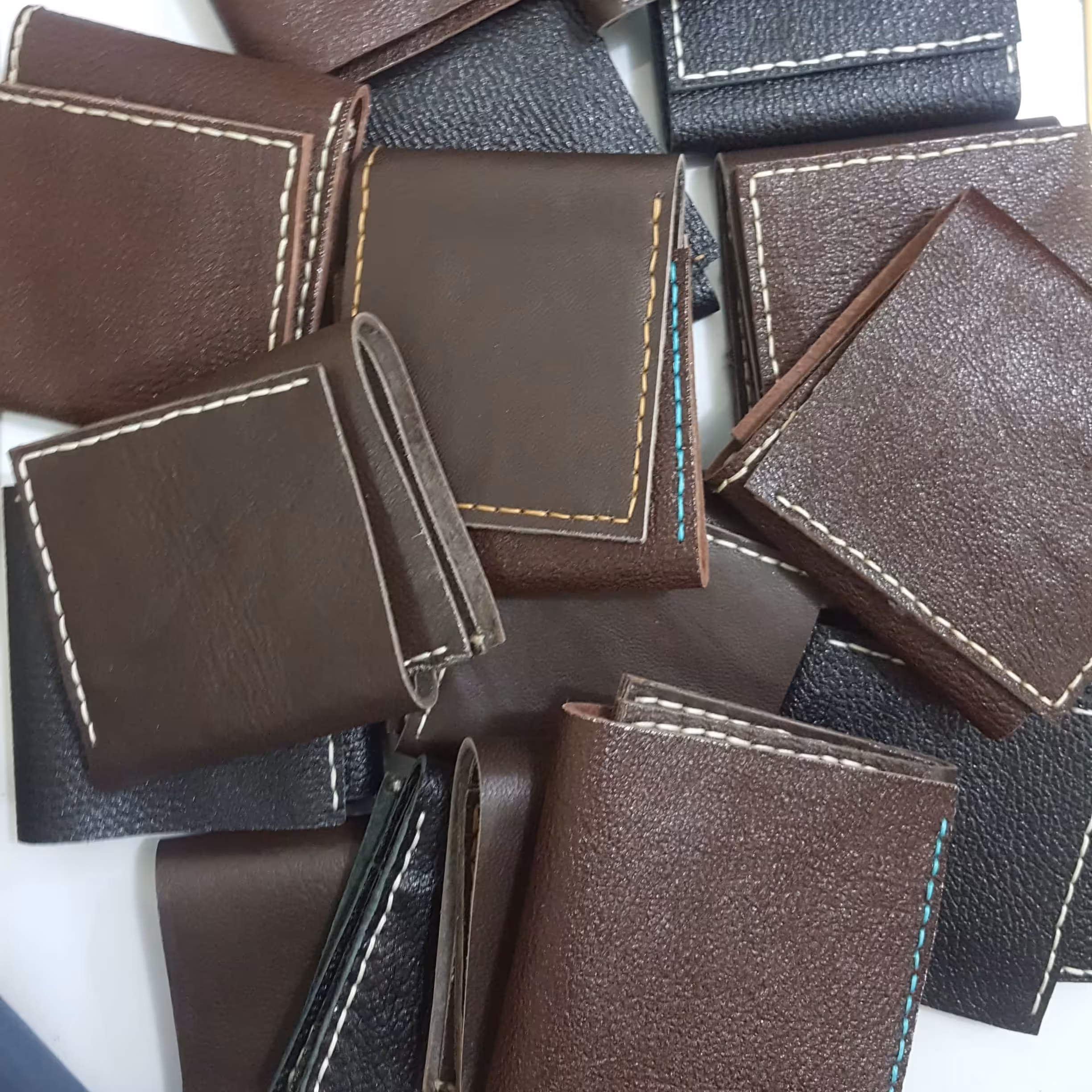 دو عدد کیف جیبی چرم طبیعی حراج