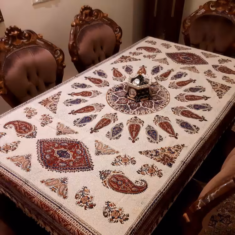 سفره ورومیزی قلمکاری سنتی240سانت در 160