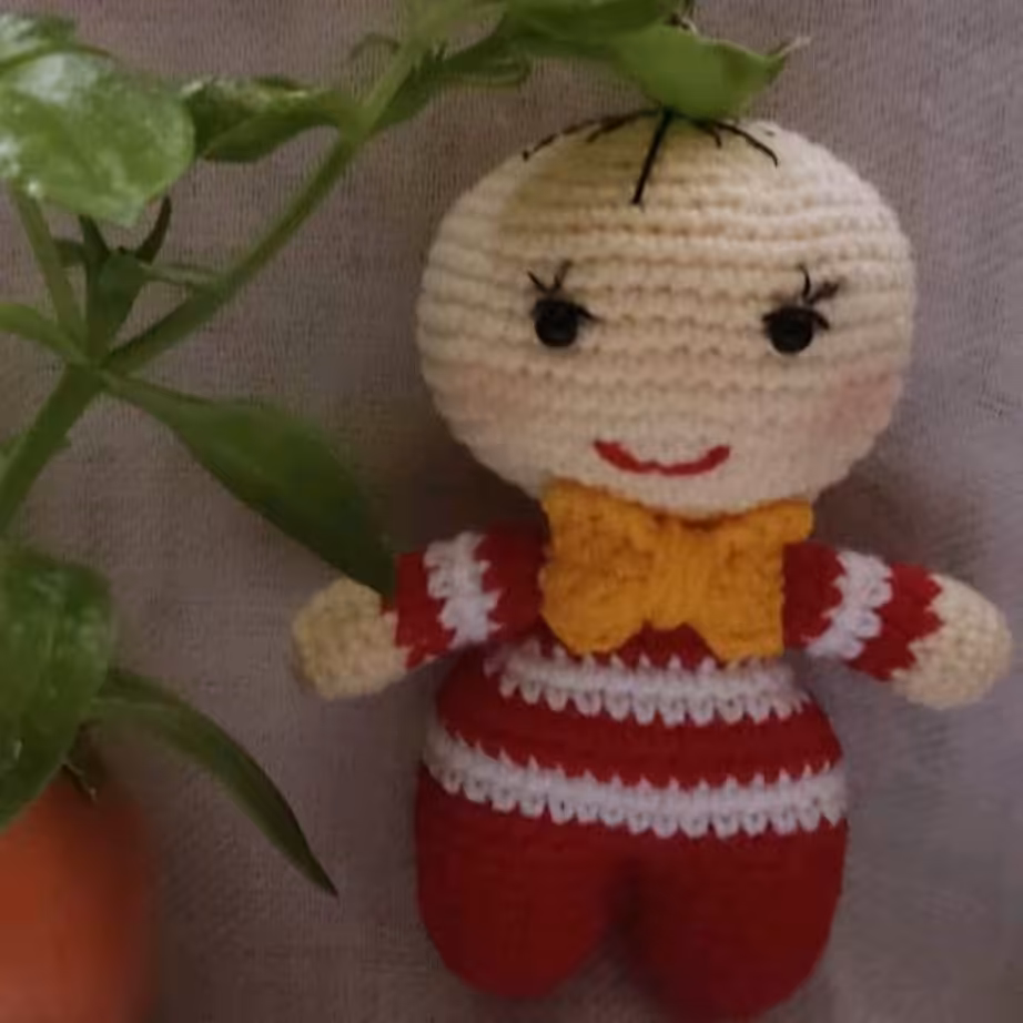 سرکلیدی یا آویز عروسک پسر با نمک