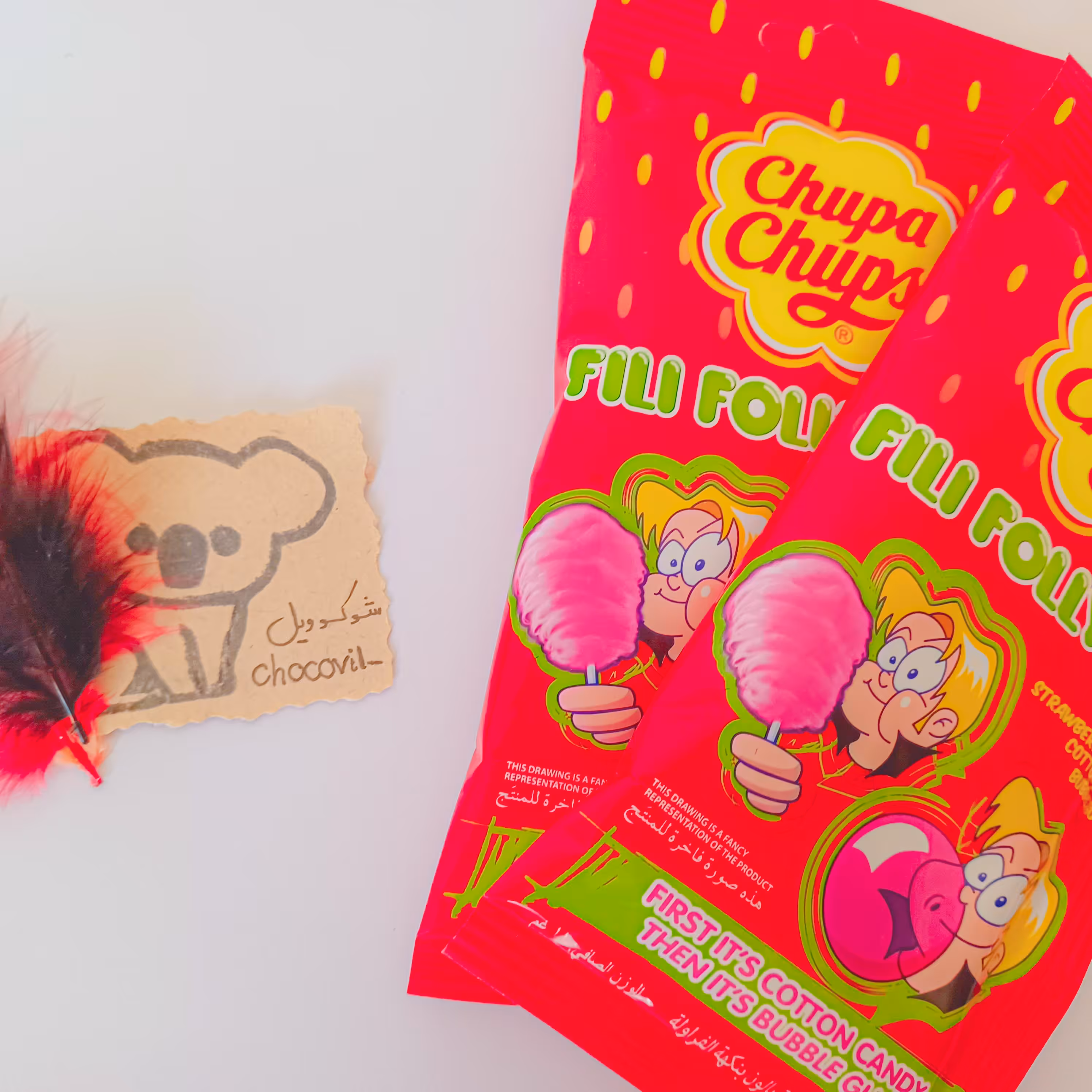 ادامس پشمکی با طعم توت فرنگی