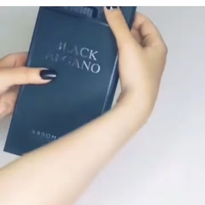 ادکلن مردانه بلک افغانو 100 میل؛ رایحه تلخ و خنک